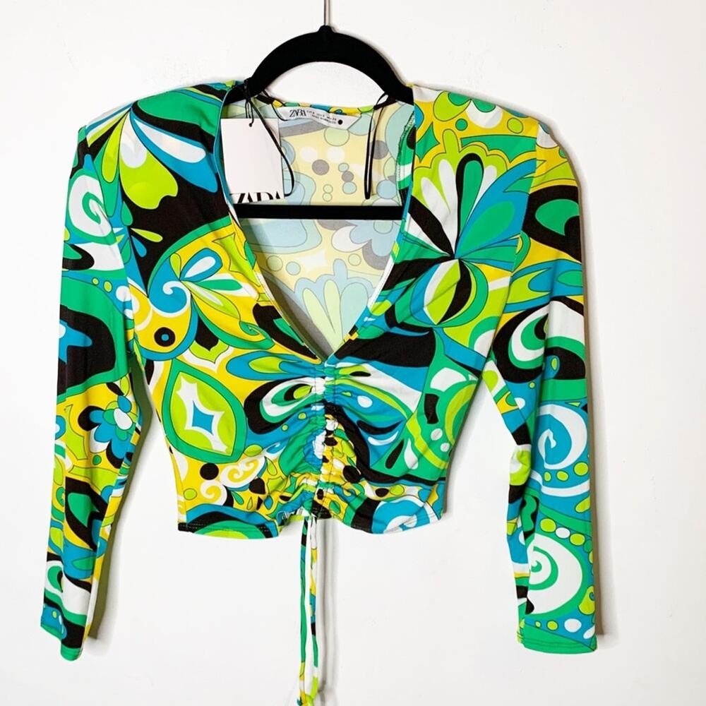 NWT Zara Green Blue Wavy Blogger Favorite Pull Top SZ S